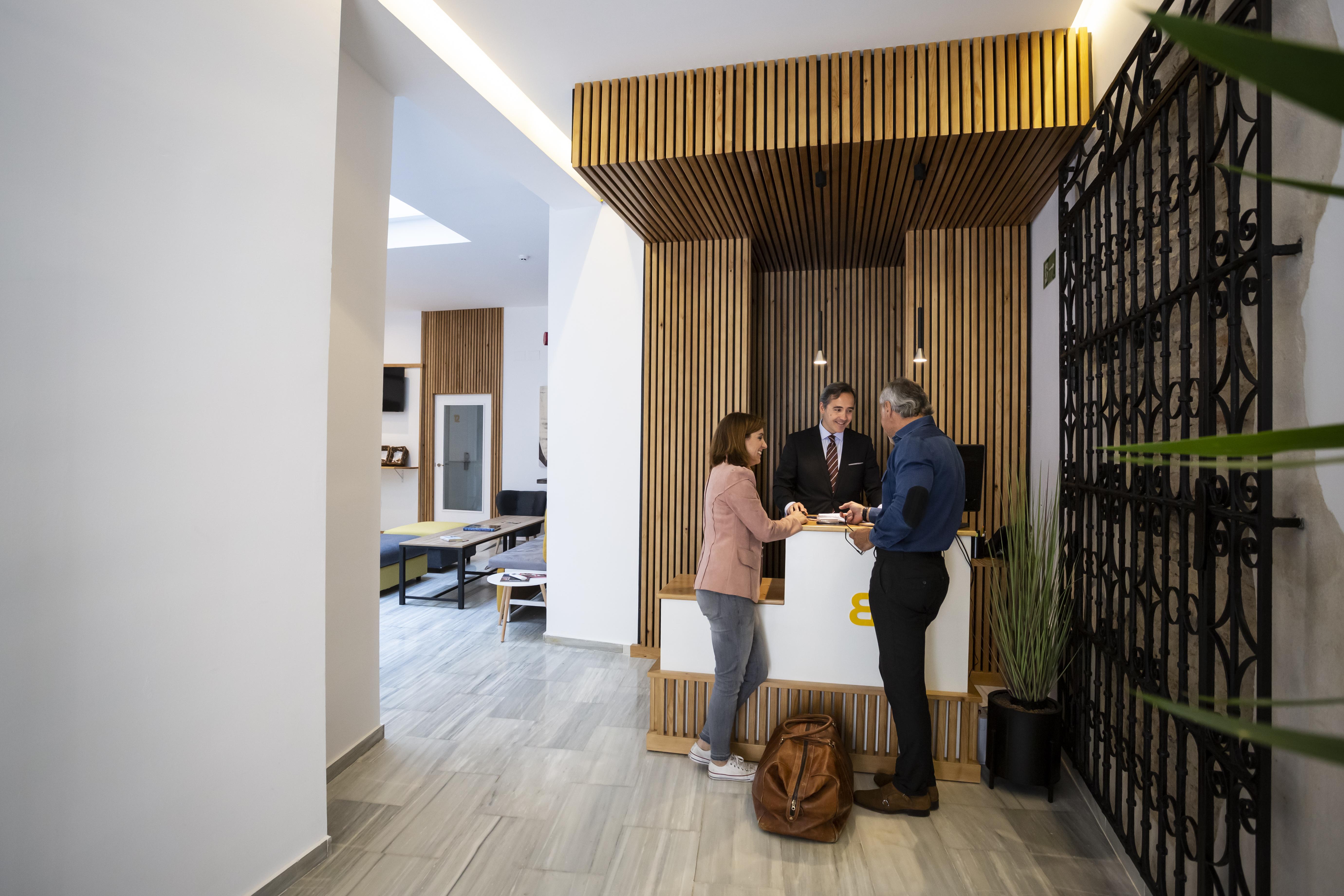 Basic Hotel Sevilla Catedral 外观 照片