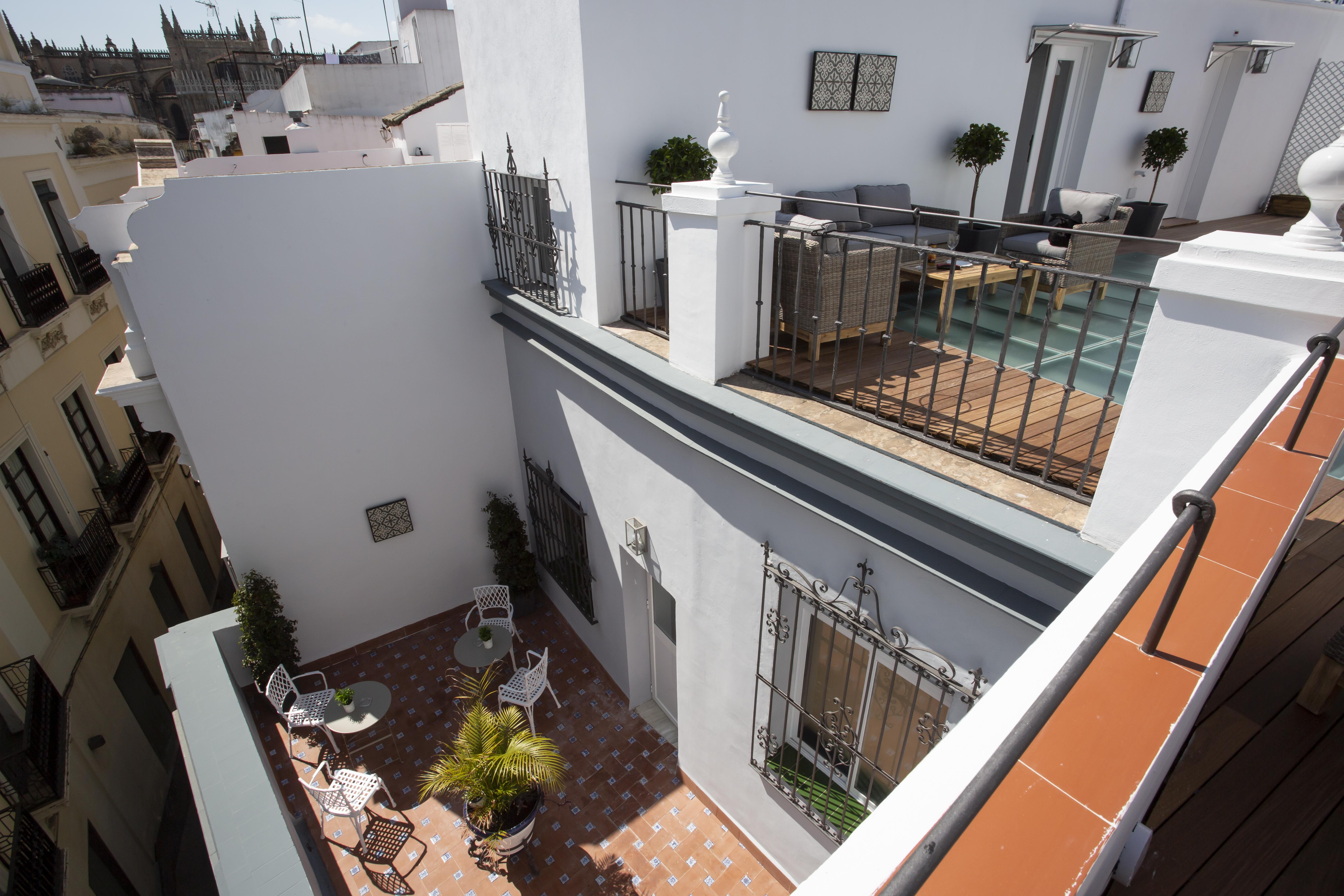 Basic Hotel Sevilla Catedral 外观 照片