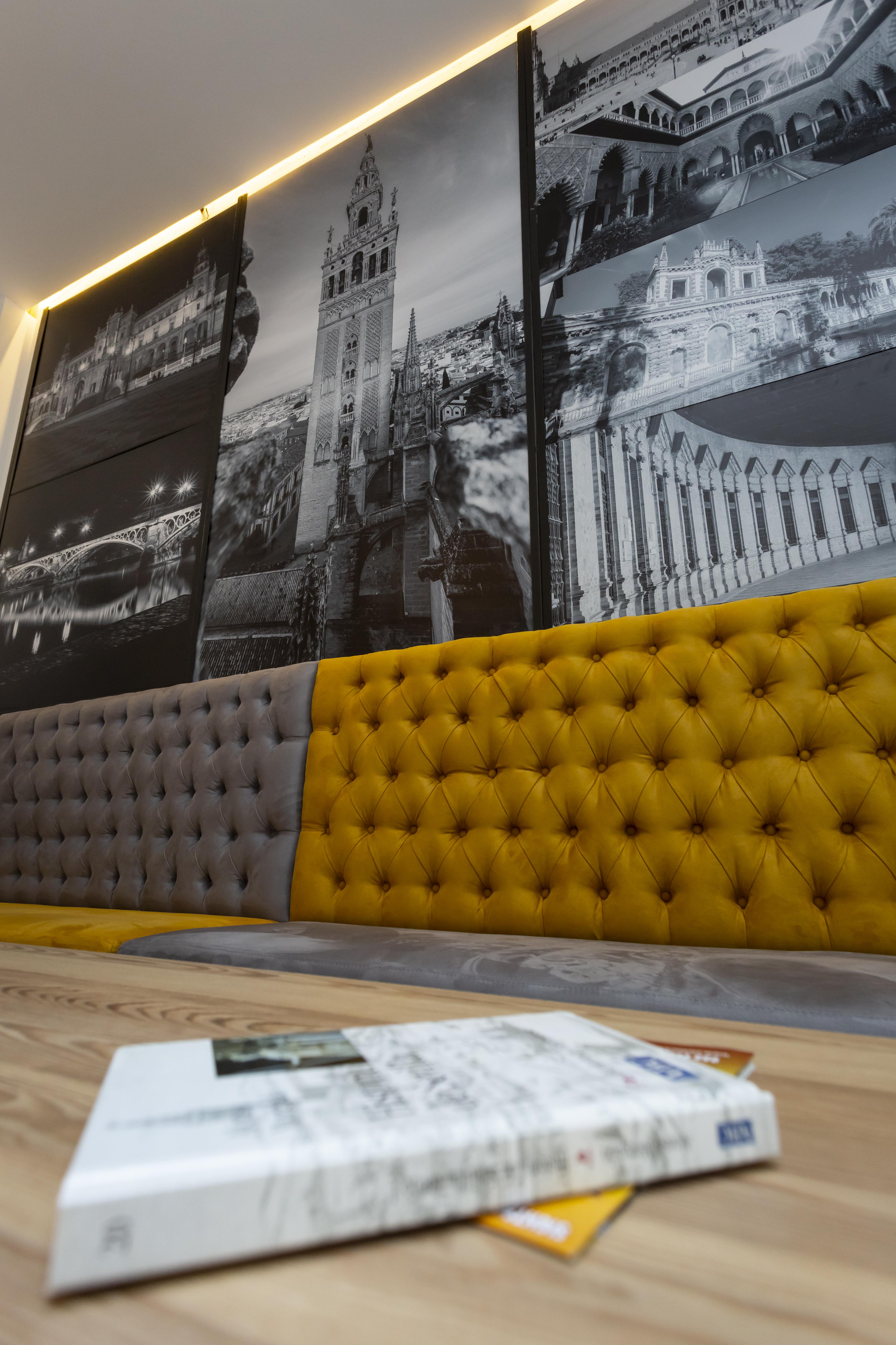 Basic Hotel Sevilla Catedral 外观 照片