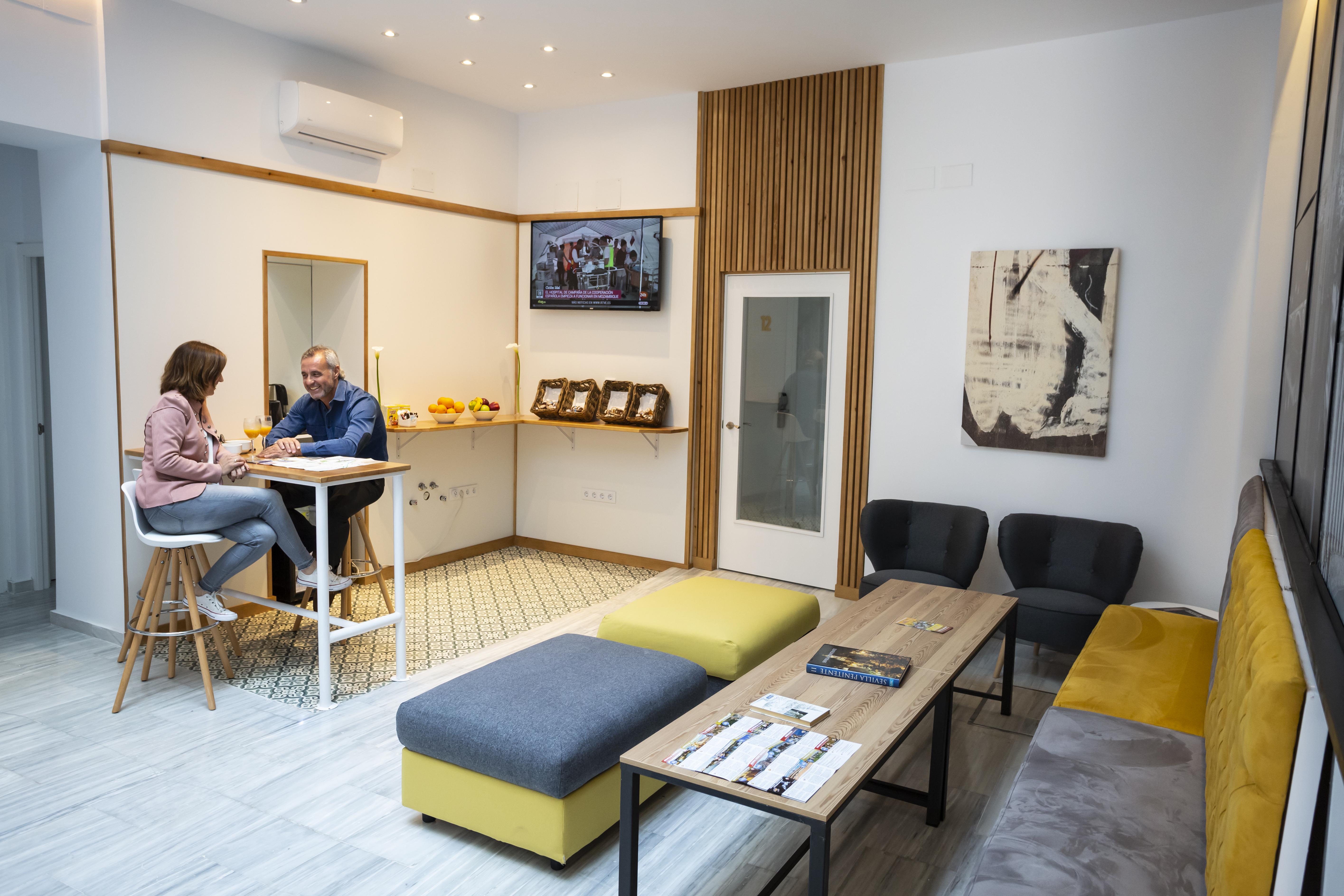Basic Hotel Sevilla Catedral 外观 照片