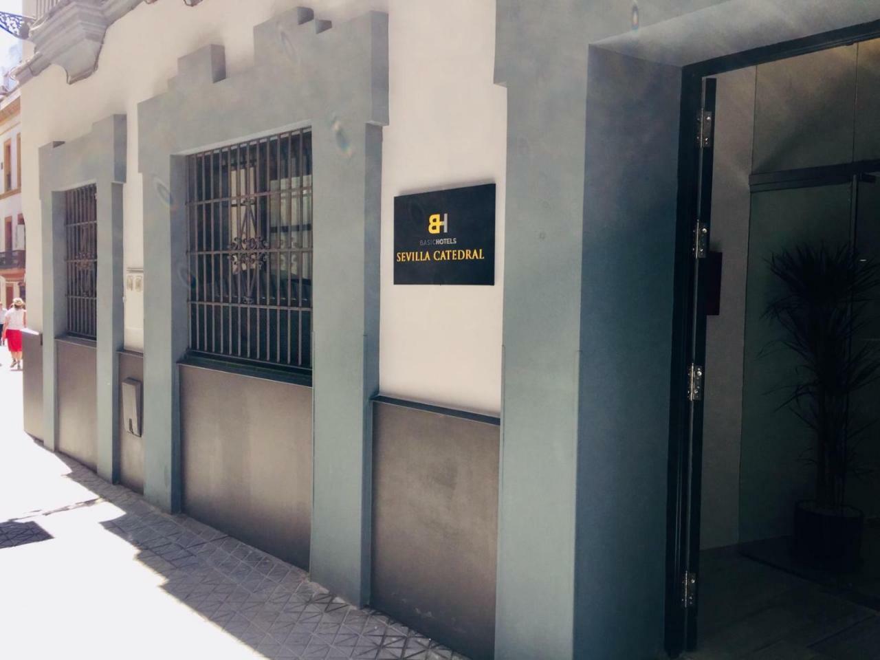 Basic Hotel Sevilla Catedral 外观 照片