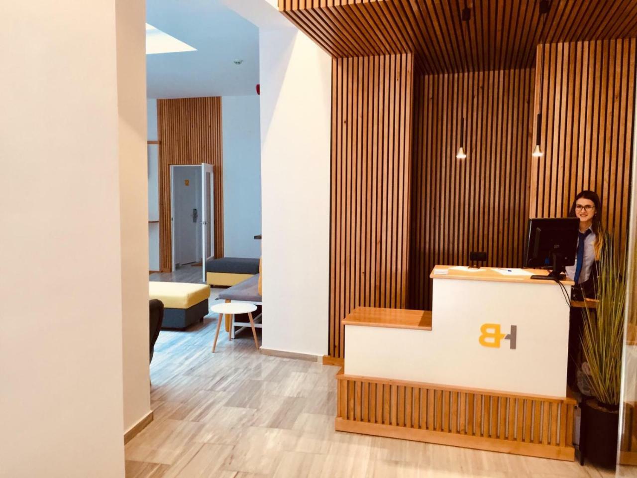 Basic Hotel Sevilla Catedral 外观 照片