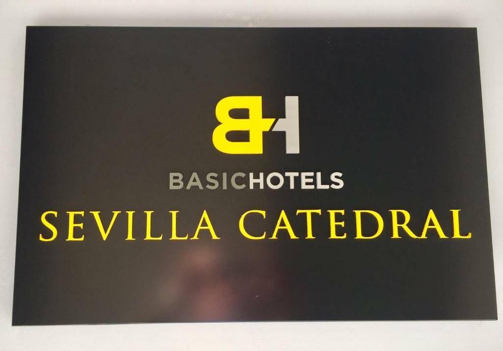 Basic Hotel Sevilla Catedral 外观 照片